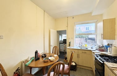 Russell Street, Radford, Nottingham - Image 2